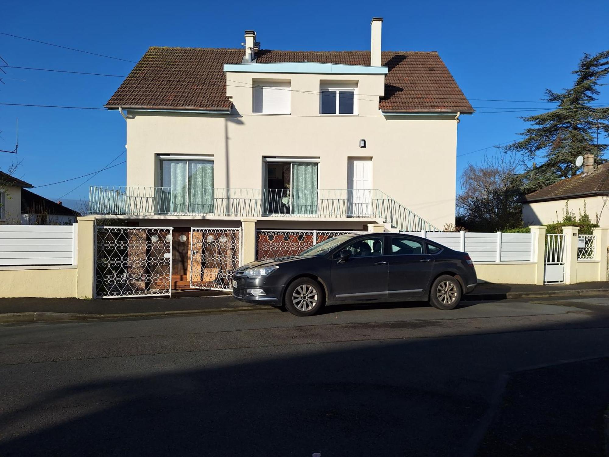 La Fleur Du Soleil Bed and Breakfast Trouville-sur-mer Exteriör bild